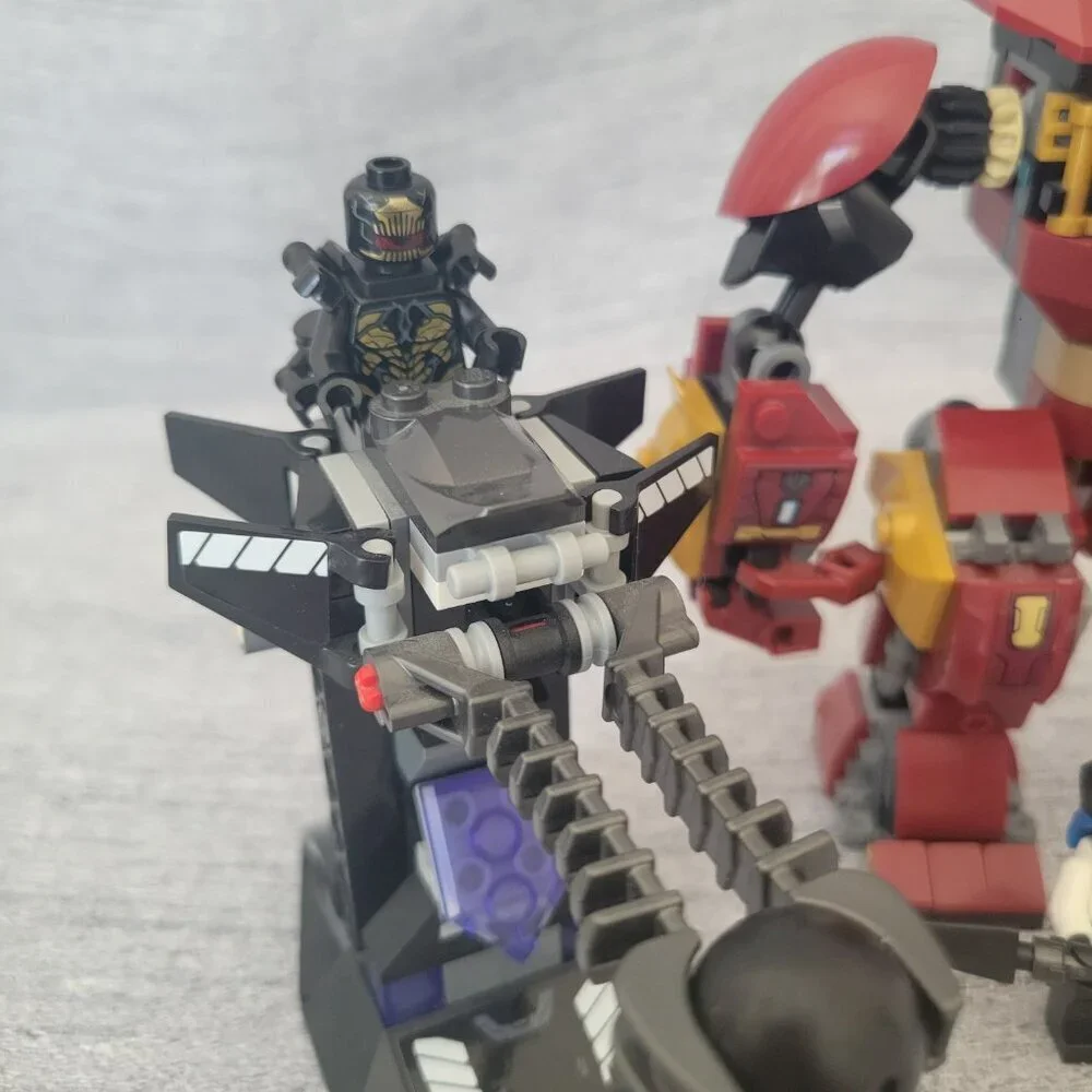 Lego 76104 The Hulkbuster Smash-up